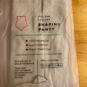 Source Unknown Shaping Panty - White